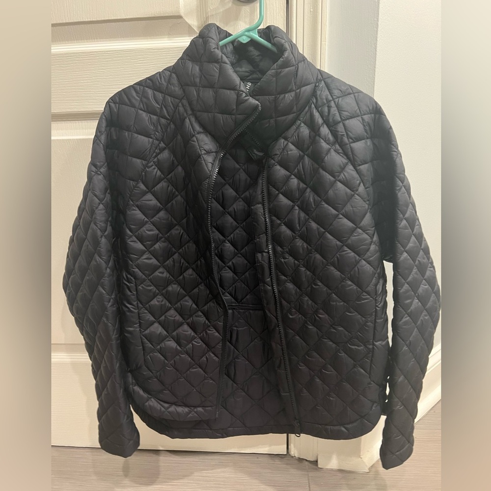 Athleta Black Whisper featherless puffer jacket